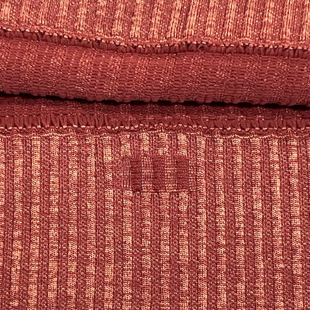 Lululemon | Rest Less Pullover | Size 8 - Picture 6 of 11